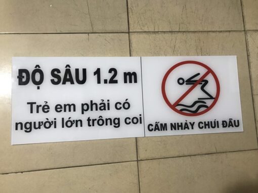 Bien canh bao do sau be boi rotated 1